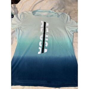 American eagle tee size medium